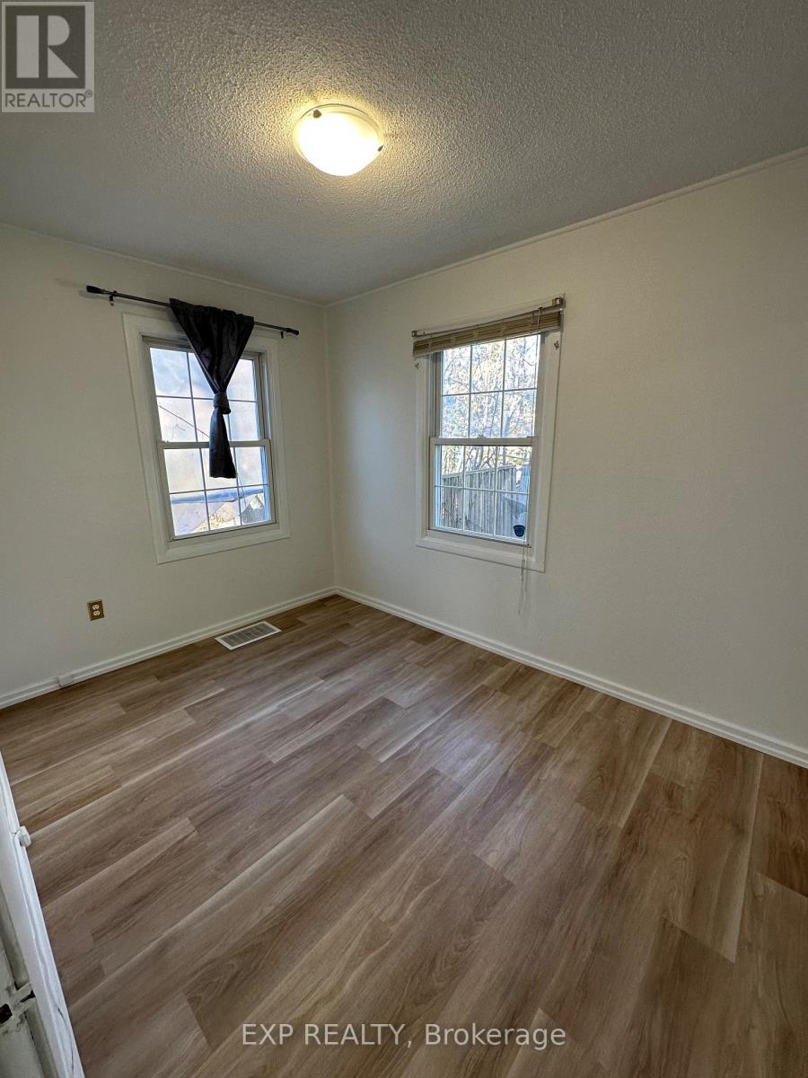 954 Fisher Avenue, Ottawa, Ontario  K1Z 6P4 - Photo 6 - X12590424