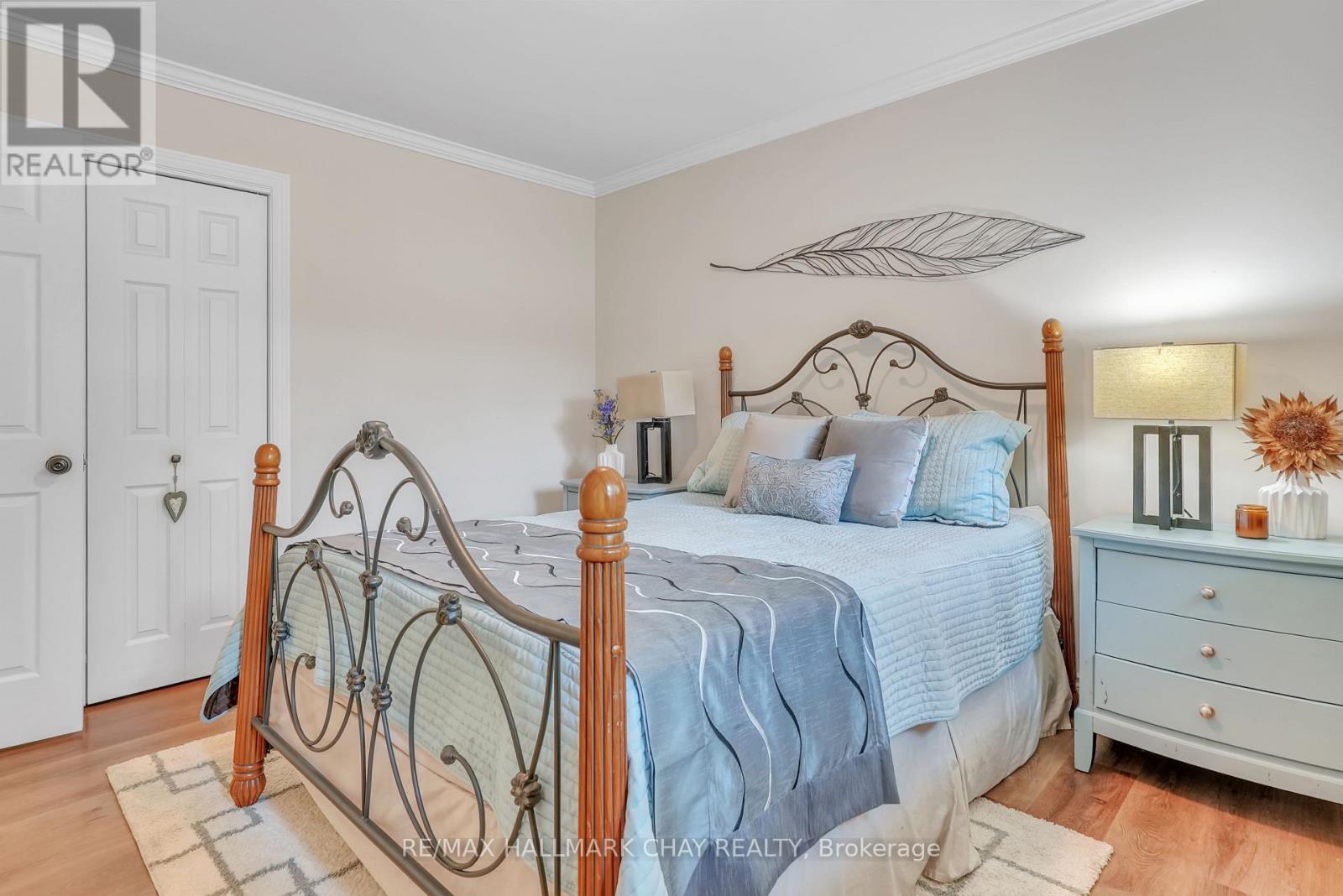 15 Viel Street, Penetanguishene, Ontario  L9M 1H8 - Photo 17 - S12366172