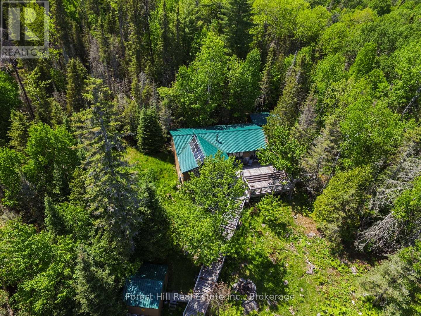 10365 Rabbit, Temagami, Ontario  P0H 2H0 - Photo 3 - X12265696