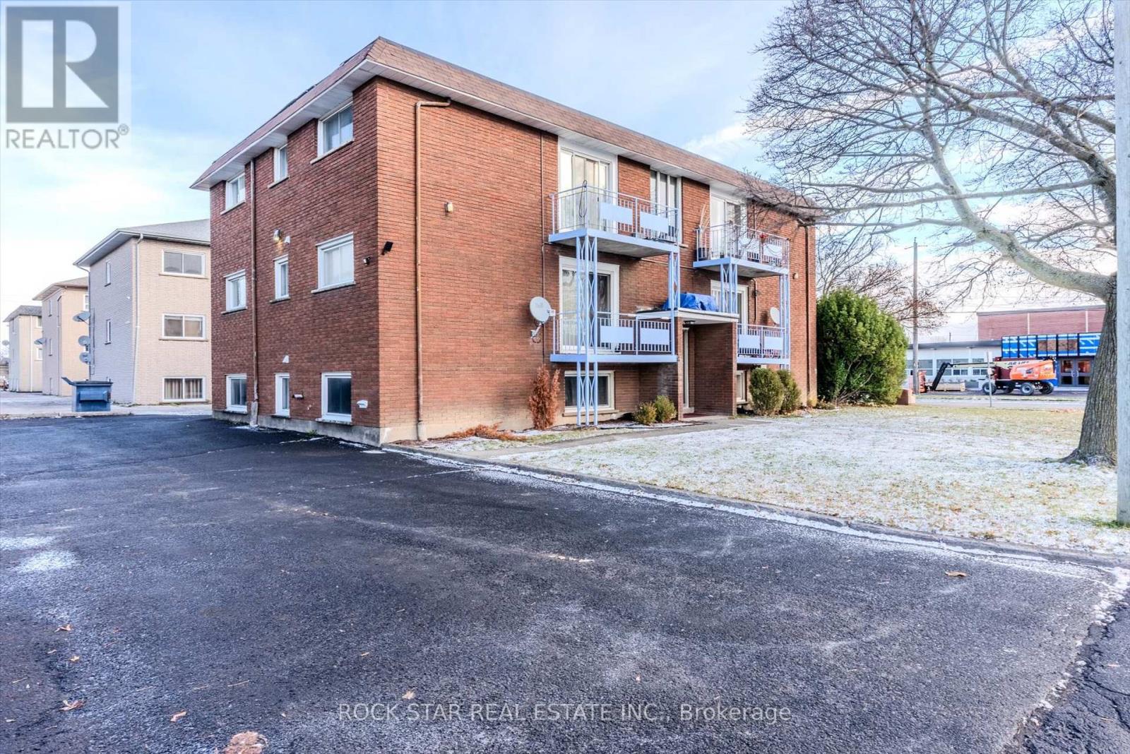 23 SAINT ANDREWS AVENUE, Welland, Ontario