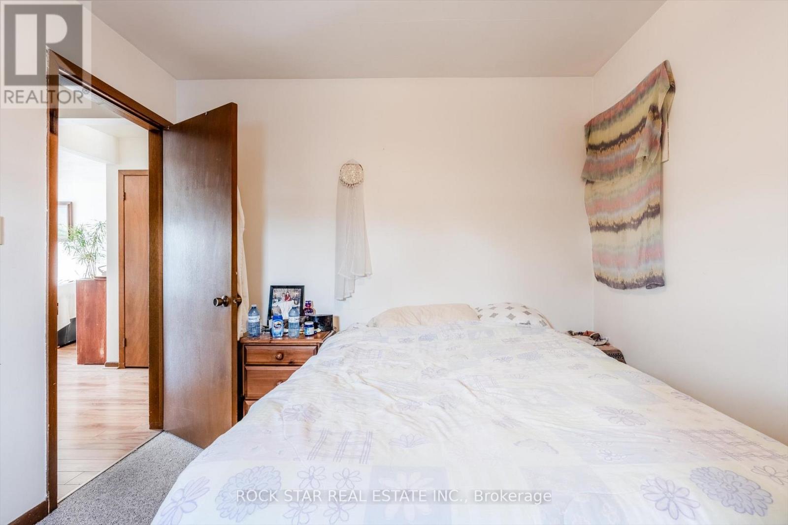 23 Saint Andrews Avenue, Welland, Ontario  L3B 1E2 - Photo 25 - X12440067