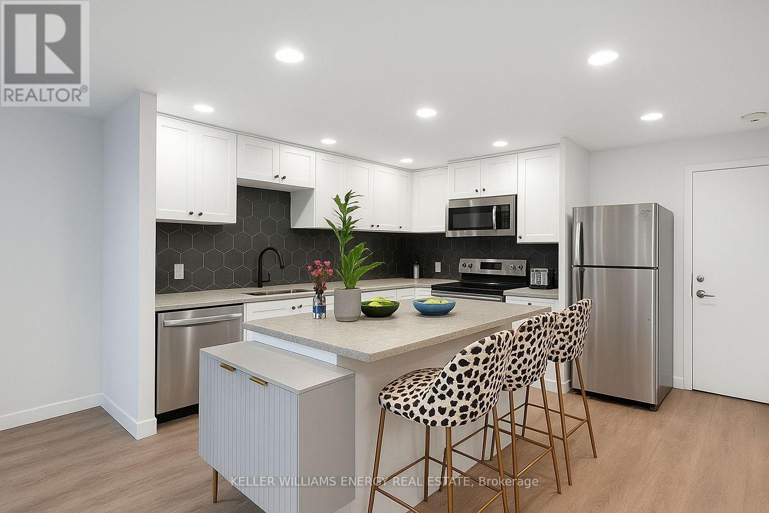 501 - 1210 Radom Street, Pickering, Ontario  L1W 2Z3 - Photo 7 - E12411759