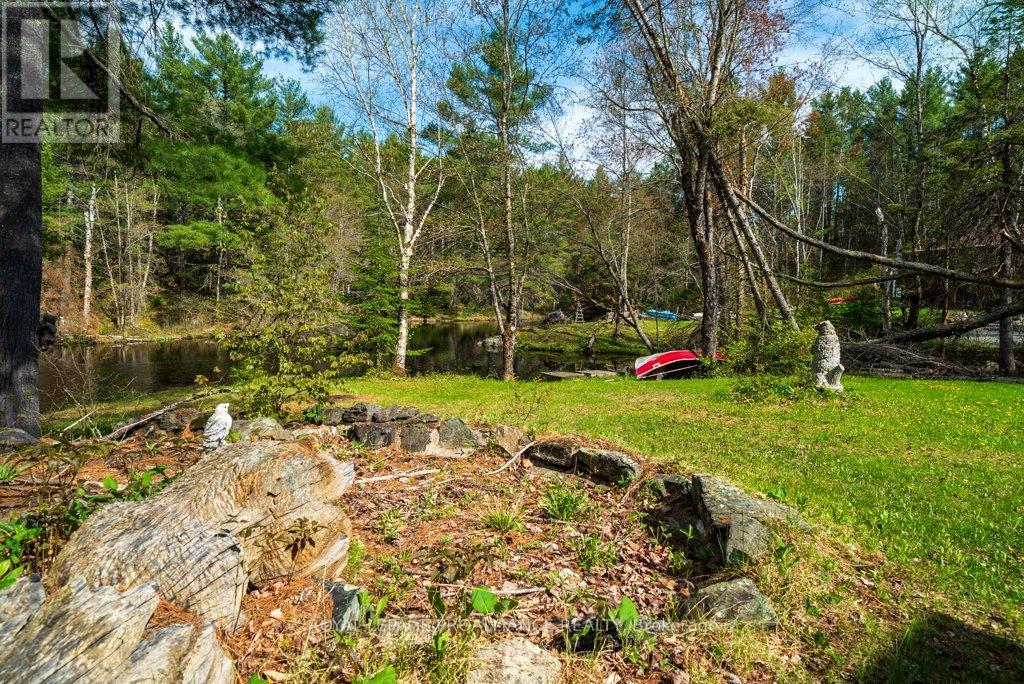 1058 Jacques Bay Road, Addington Highlands, Ontario  K0H 1K0 - Photo 38 - X12155339