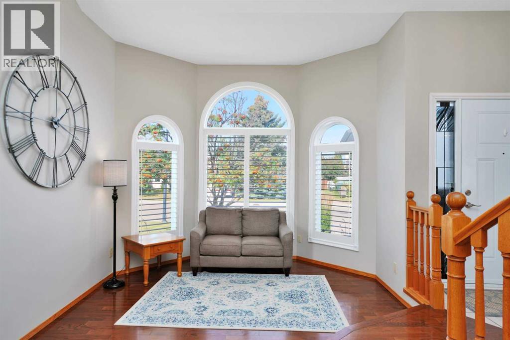 22 Denovan Crescent, Red Deer, Alberta  T2R 1W2 - Photo 2 - A2272926