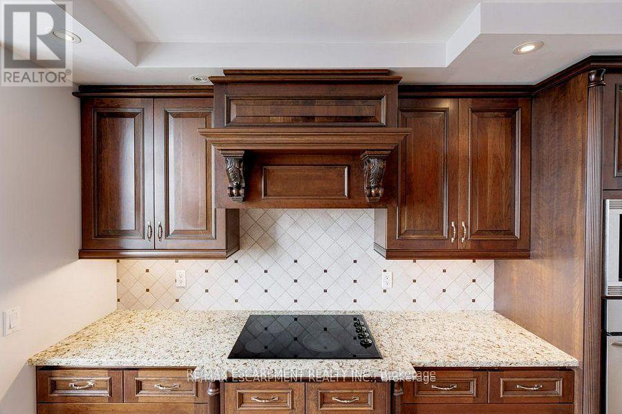 1303 - 360 Pearl Street, Burlington (Brant), Ontario  L7R 1E1 - Photo 20 - W12590160