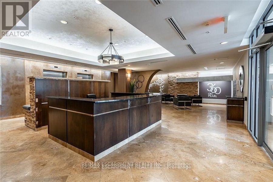 1303 - 360 Pearl Street, Burlington (Brant), Ontario  L7R 1E1 - Photo 3 - W12590160