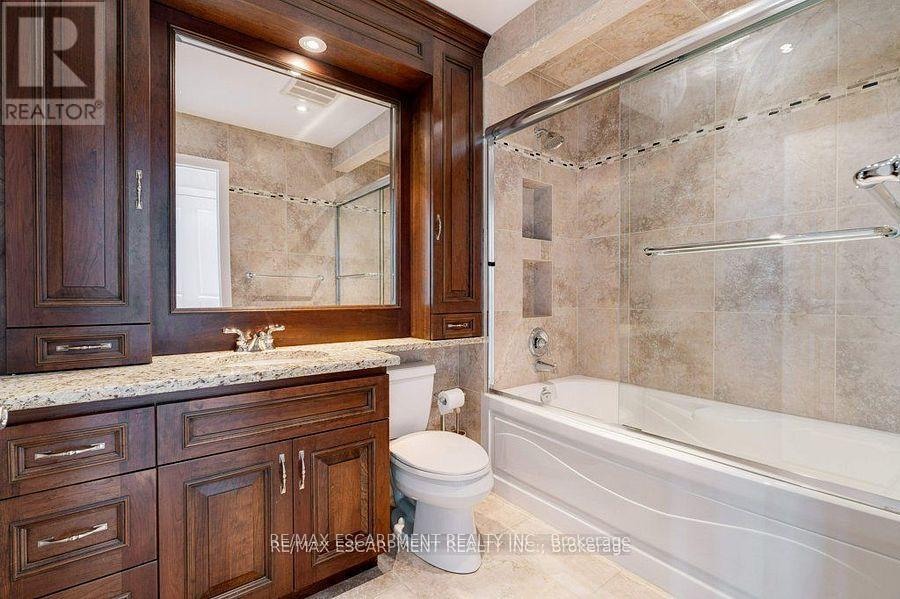 1303 - 360 Pearl Street, Burlington (Brant), Ontario  L7R 1E1 - Photo 31 - W12590160