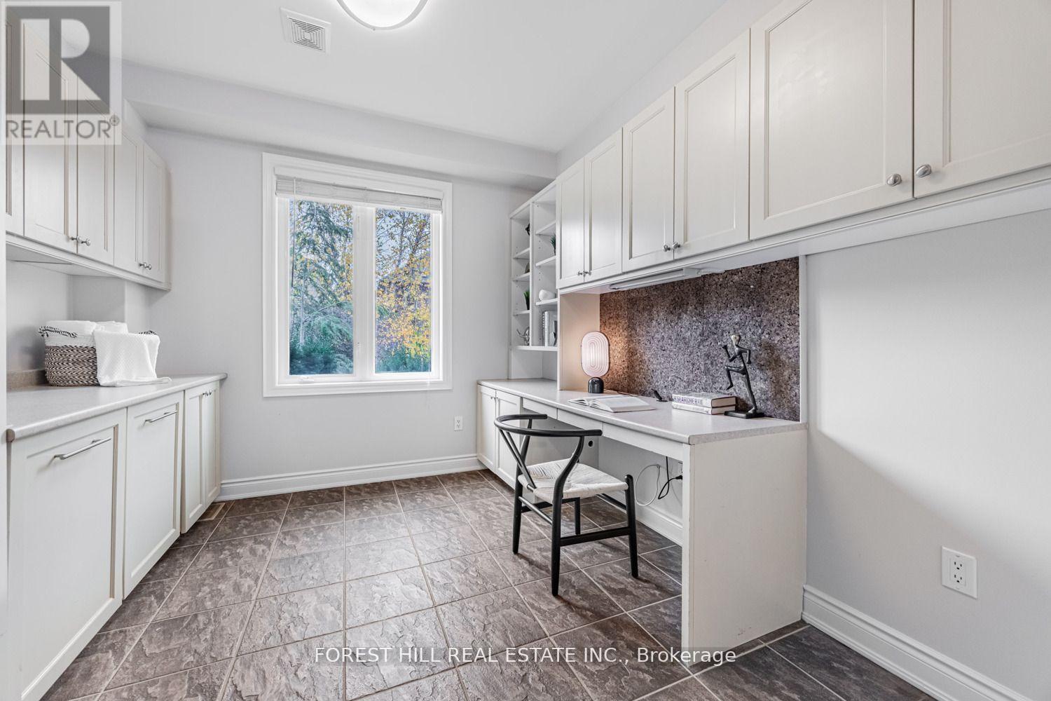 231 Butterfly Lane, Oakville (Br Bronte), Ontario  L6L 6V4 - Photo 18 - W12590164