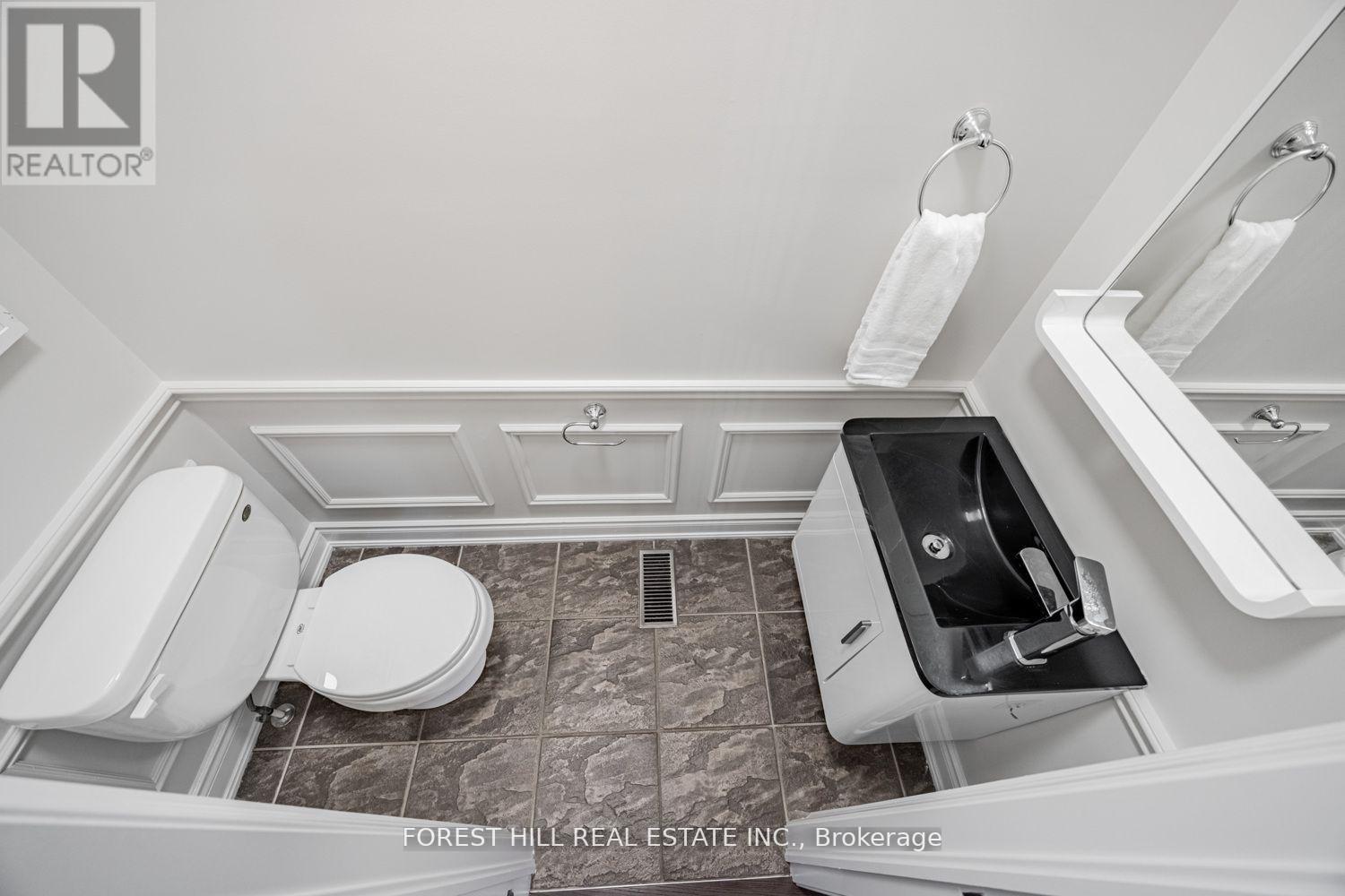 231 Butterfly Lane, Oakville (Br Bronte), Ontario  L6L 6V4 - Photo 20 - W12590164