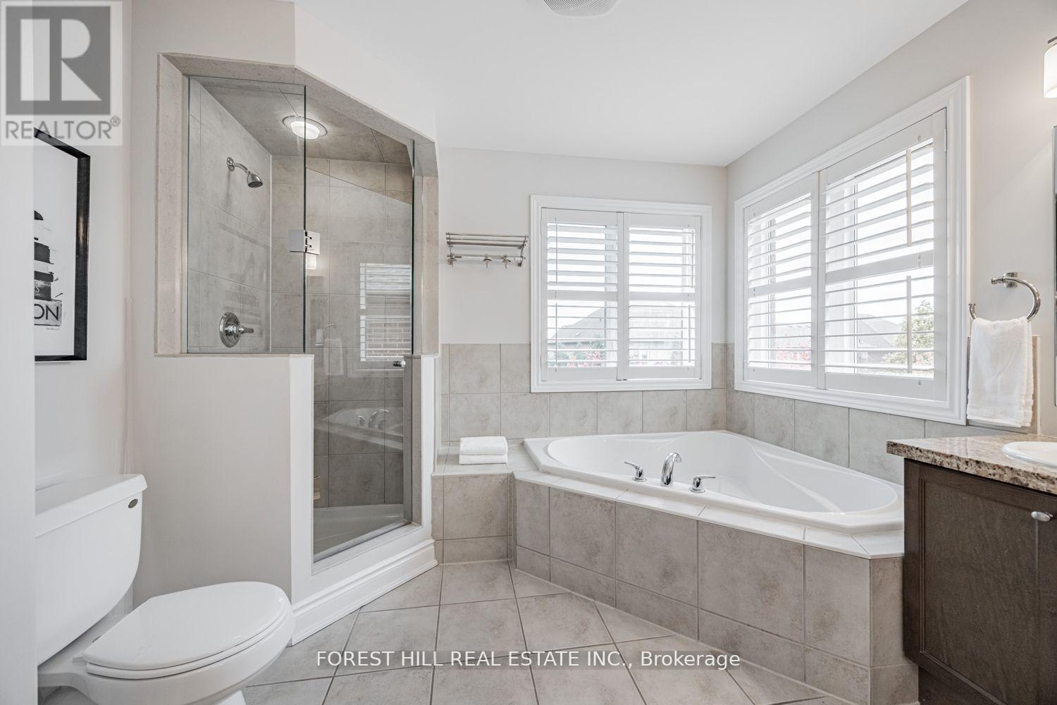 231 Butterfly Lane, Oakville (Br Bronte), Ontario  L6L 6V4 - Photo 25 - W12590164