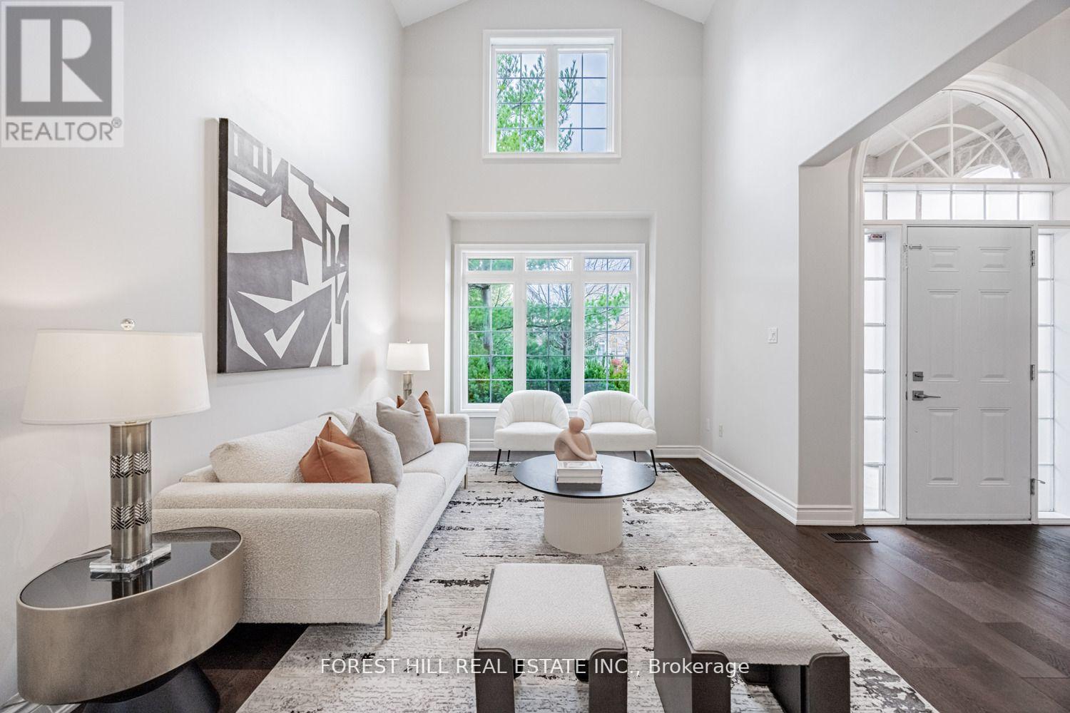 231 Butterfly Lane, Oakville (Br Bronte), Ontario  L6L 6V4 - Photo 6 - W12590164