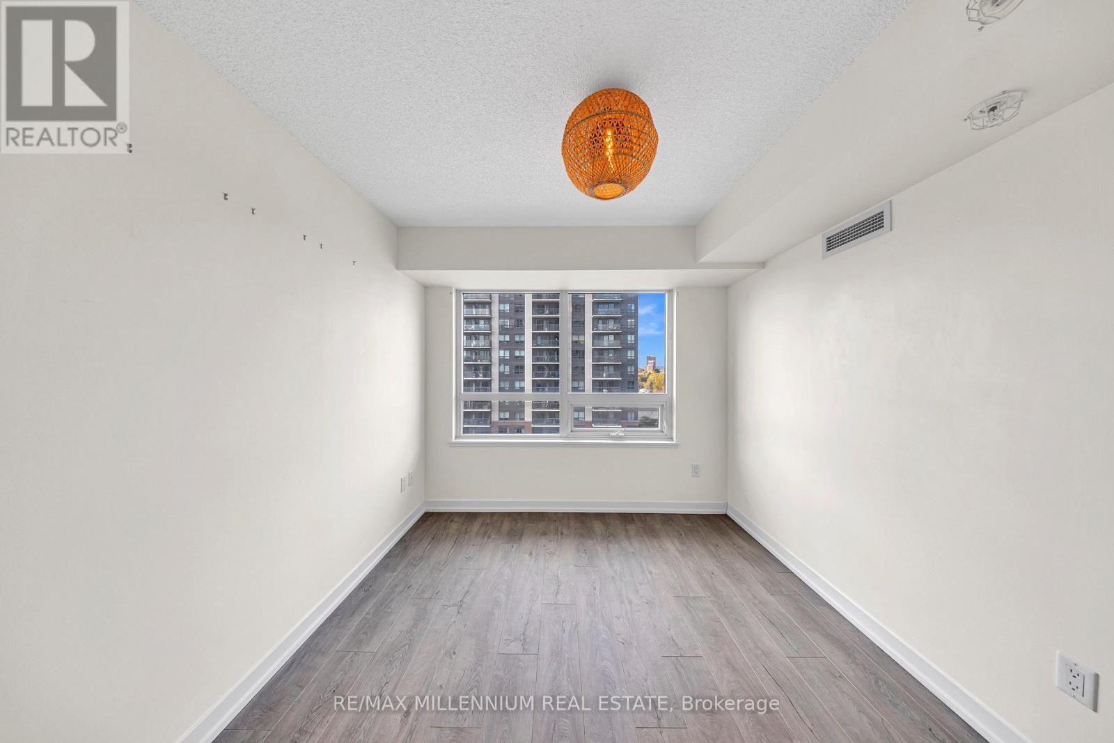 908 - 1410 Dupont Street, Toronto (Dovercourt-Wallace Emerson-Junction), Ontario  M6H 0B6 - Photo 24 - W12590176