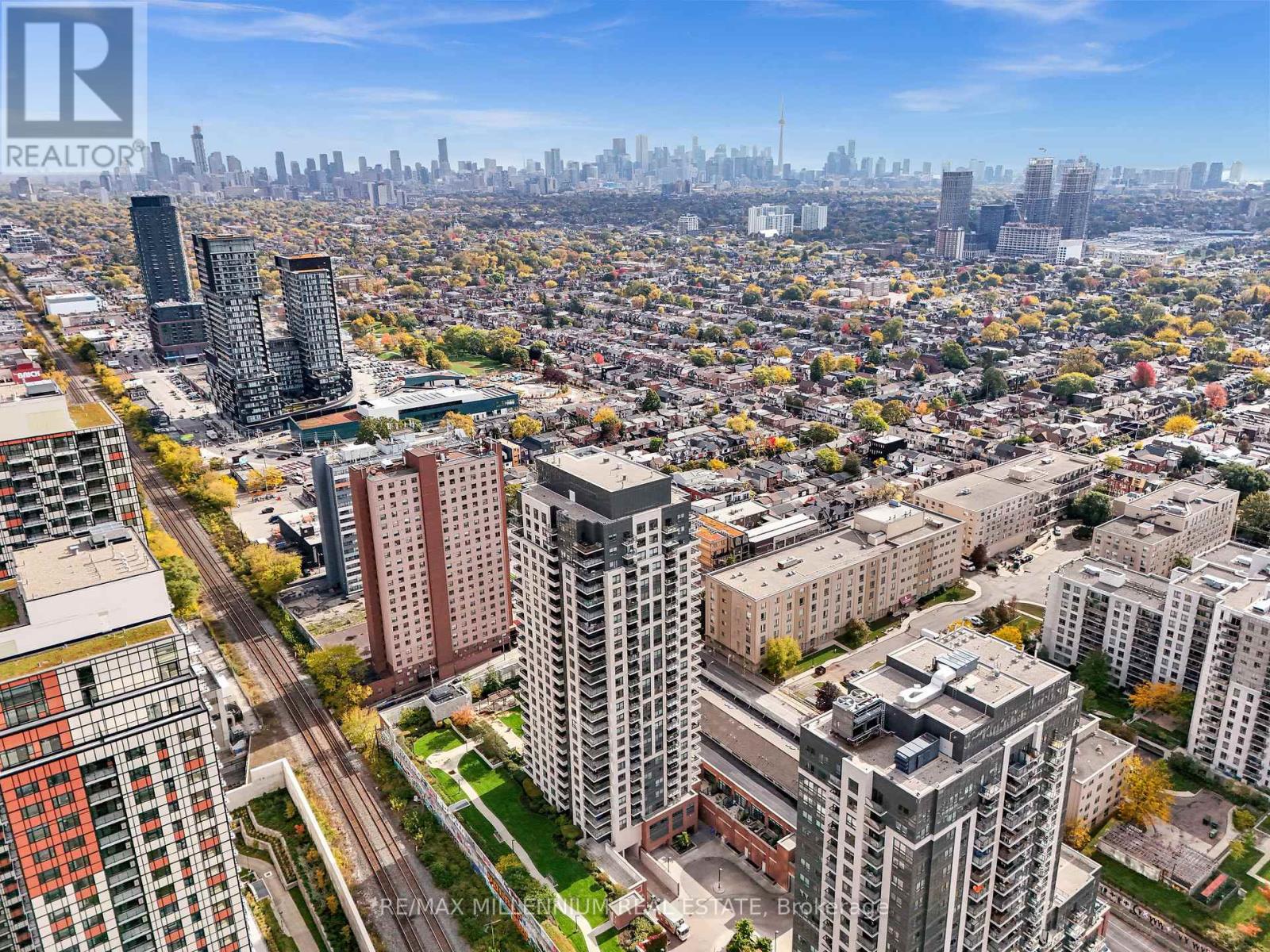 908 - 1410 Dupont Street, Toronto (Dovercourt-Wallace Emerson-Junction), Ontario  M6H 0B6 - Photo 9 - W12590176