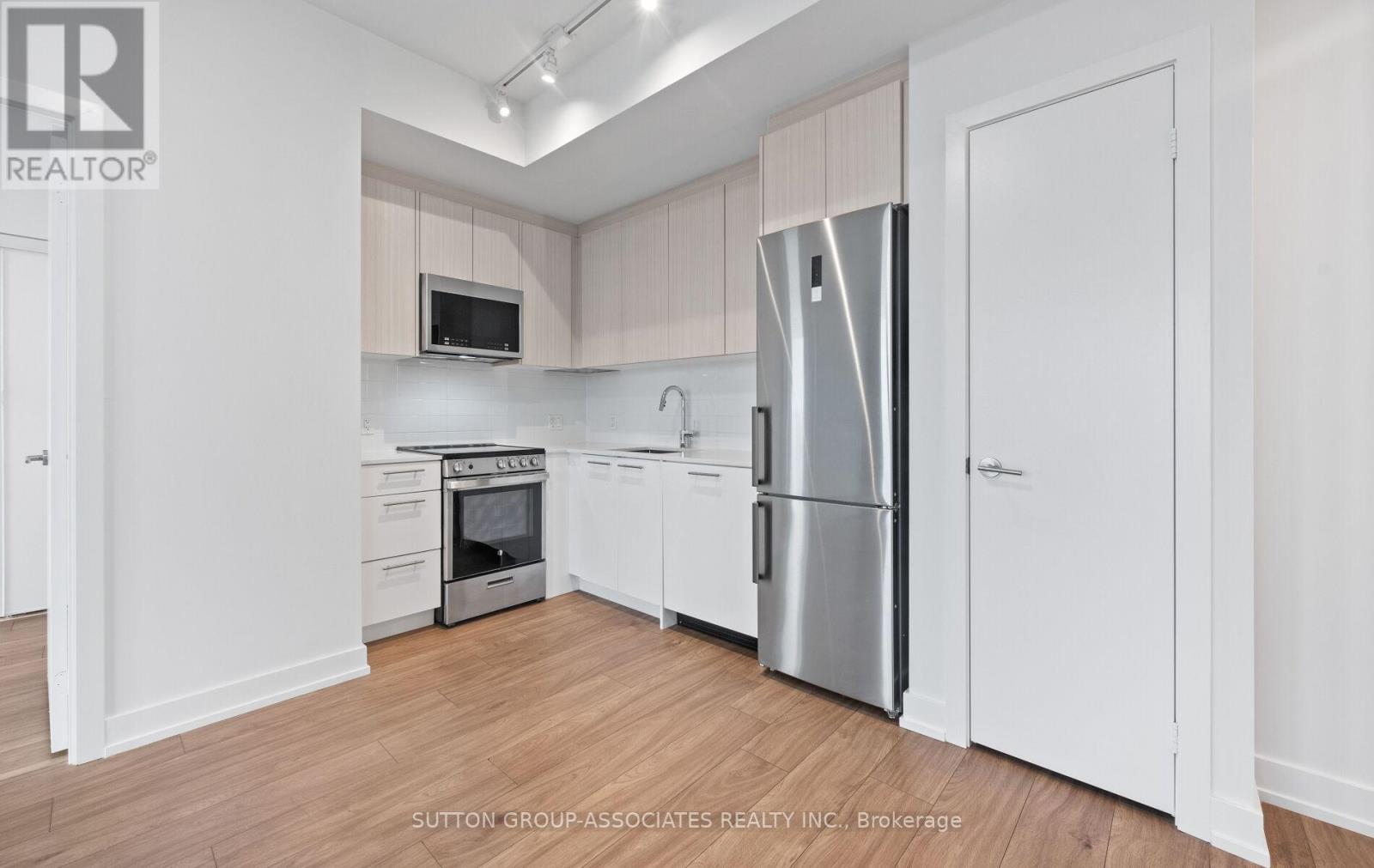 1007 - 215 Veterans Drive, Brampton (Northwest Brampton), Ontario  L7A 0B6 - Photo 13 - W12590196