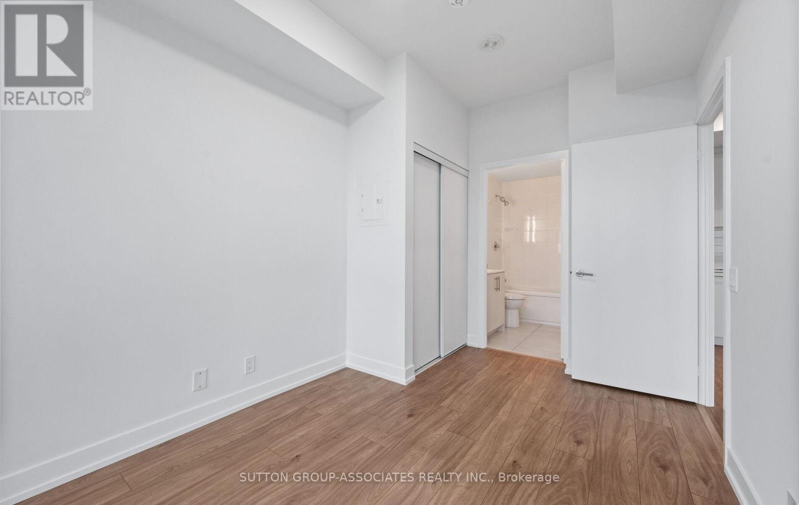 1007 - 215 Veterans Drive, Brampton (Northwest Brampton), Ontario  L7A 0B6 - Photo 17 - W12590196