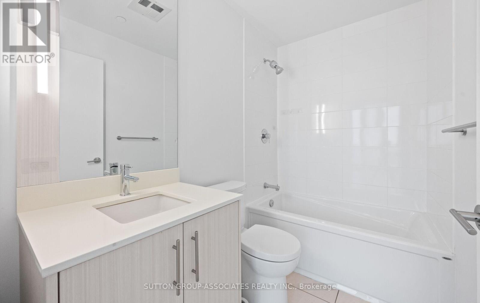 1007 - 215 Veterans Drive, Brampton (Northwest Brampton), Ontario  L7A 0B6 - Photo 19 - W12590196