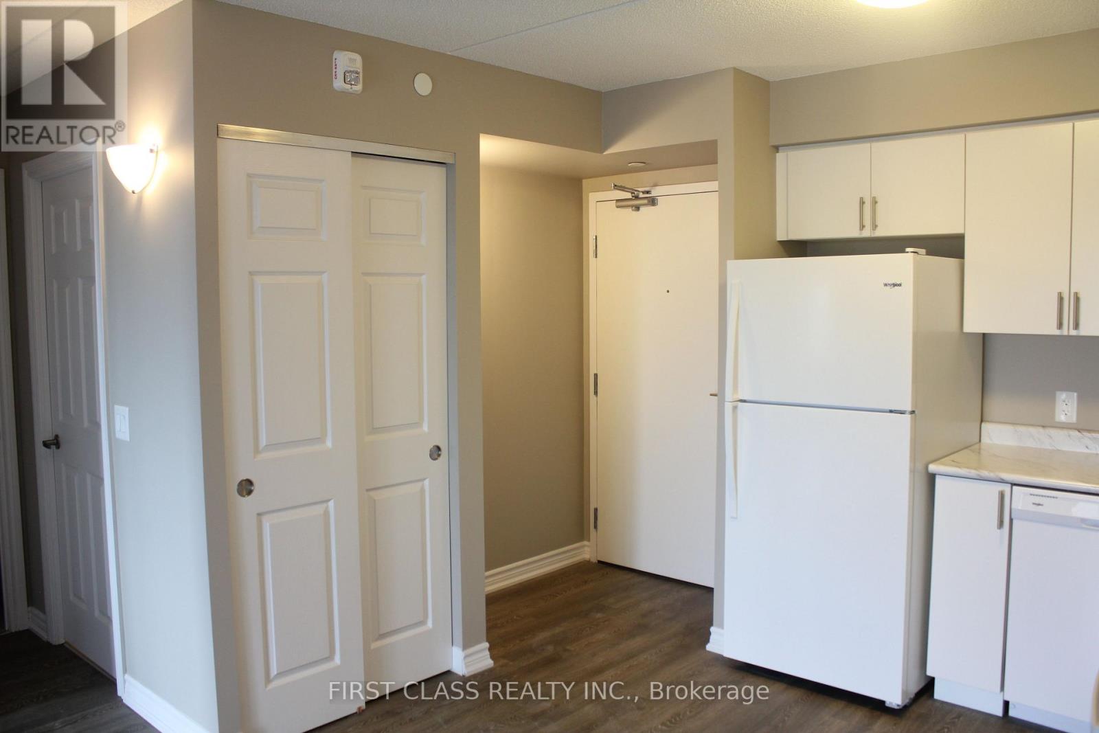 206 - 716 Main Street E, Milton (Tm Timberlea), Ontario  L9T 9L9 - Photo 17 - W12590214