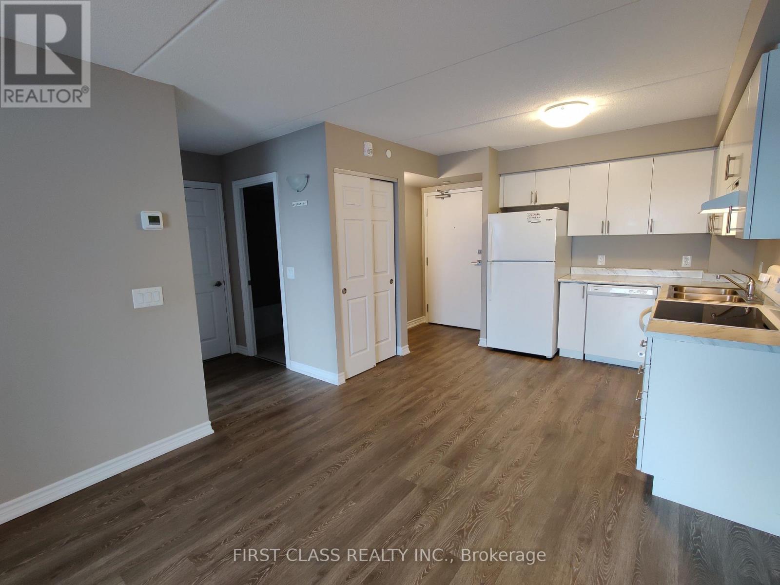 206 - 716 Main Street E, Milton (Tm Timberlea), Ontario  L9T 9L9 - Photo 9 - W12590214