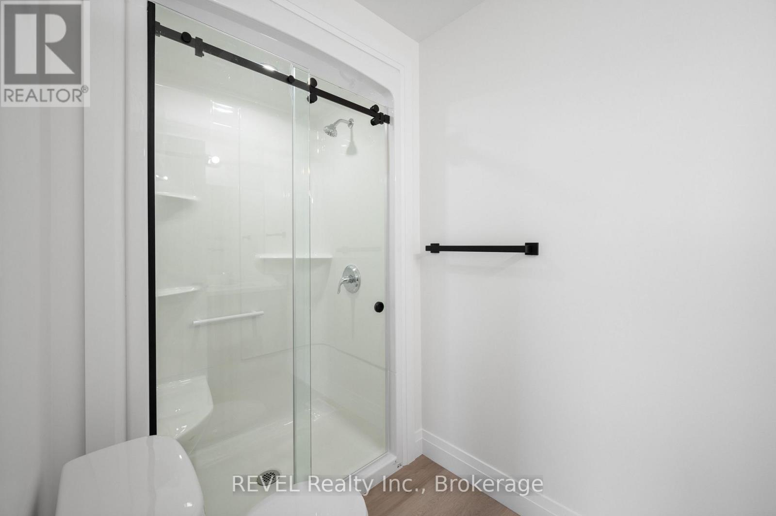 73 Warren Trail, Welland (Lincoln/crowland), Ontario  L3B 0N8 - Photo 16 - X12590472