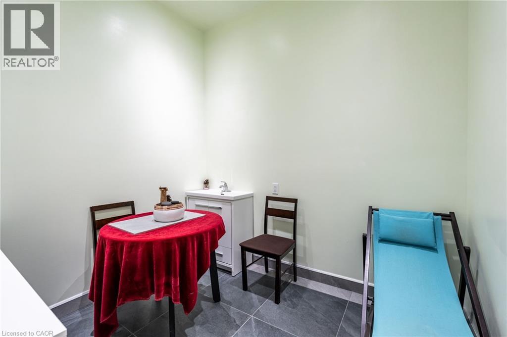 668 Barton Street E Unit# First Floor, Hamilton, Ontario  L8L 3A4 - Photo 25 - 40791511