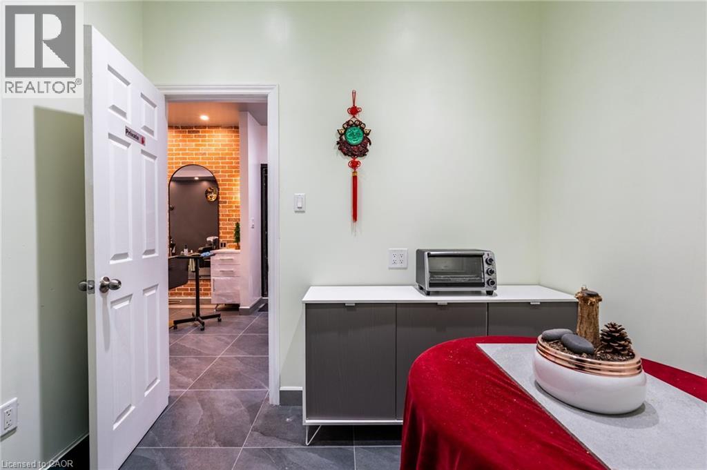 668 Barton Street E Unit# First Floor, Hamilton, Ontario  L8L 3A4 - Photo 27 - 40791511