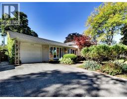 558 PARKSIDE Crescent, Burlington, Ontario