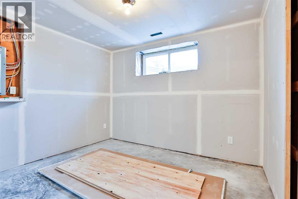 870 Greywolf Run N, Lethbridge, Alberta  T1H 7G6 - Photo 20 - A2273264