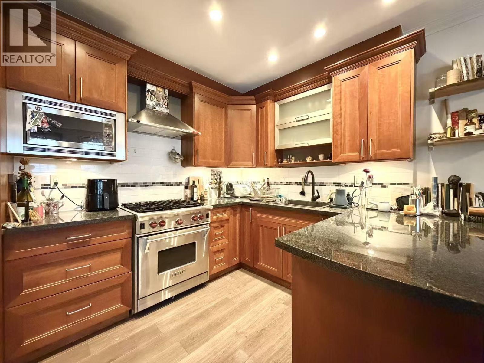 2 1137 Barclay Street, Vancouver, British Columbia V6E 1G8 - Photo 8 - R3070126