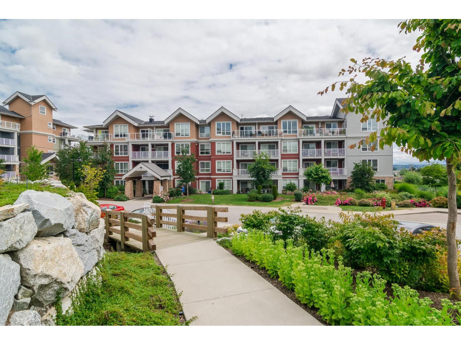 307 6450 194 Street, Surrey, British Columbia V4N 6J8 - Photo 39 - R3069125