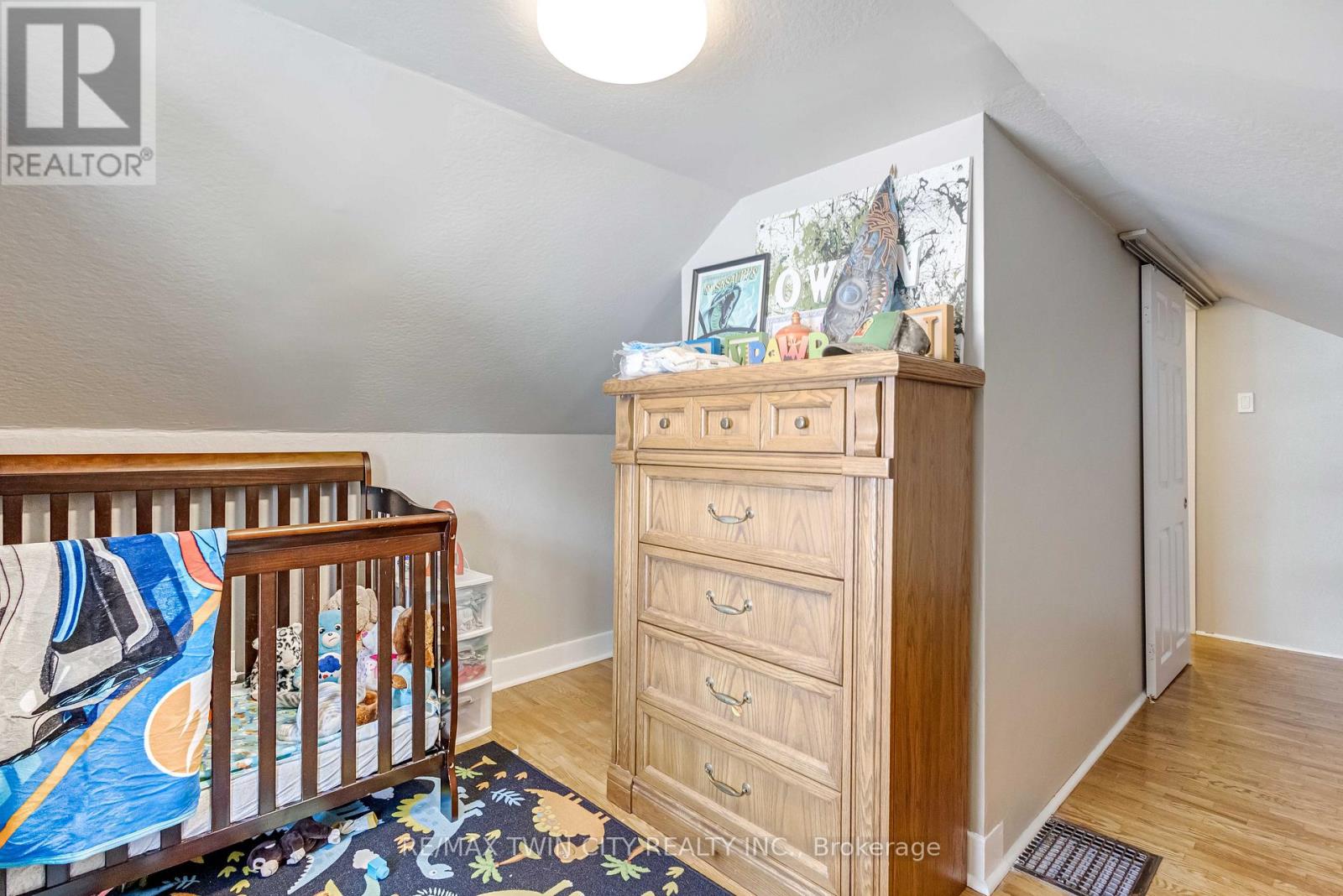 493 St Paul Avenue, Brantford, Ontario  N3R 4P4 - Photo 18 - X12590152