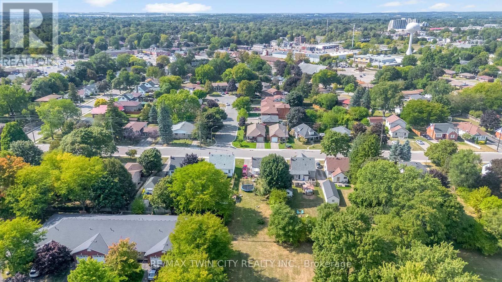 493 St Paul Avenue, Brantford, Ontario  N3R 4P4 - Photo 34 - X12590152