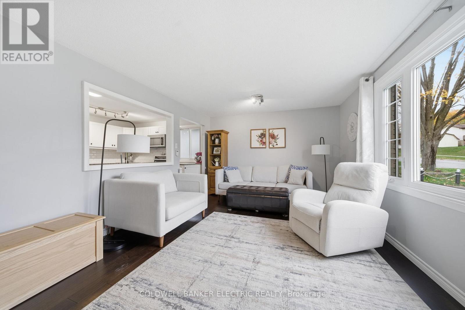 1673 Redwood Drive, Peterborough, Ontario K9K 1M2 - Photo 7 - X12590314