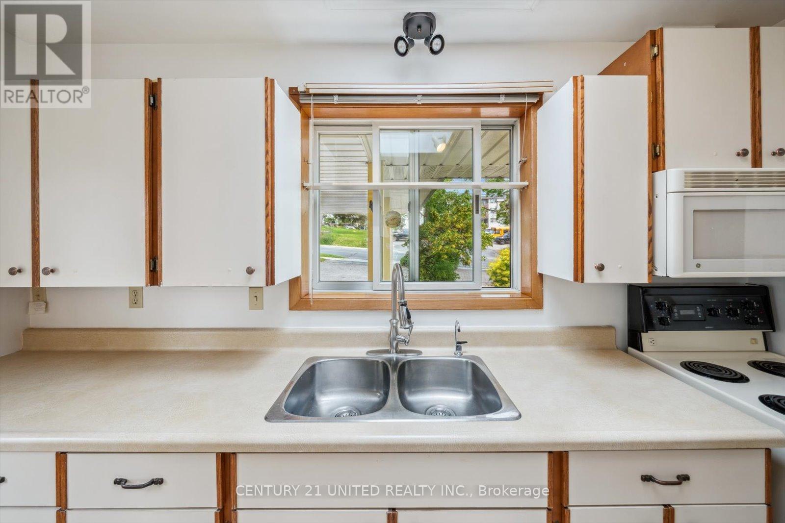 411 Highland Road, Peterborough, Ontario  K9H 5J6 - Photo 21 - X12590398