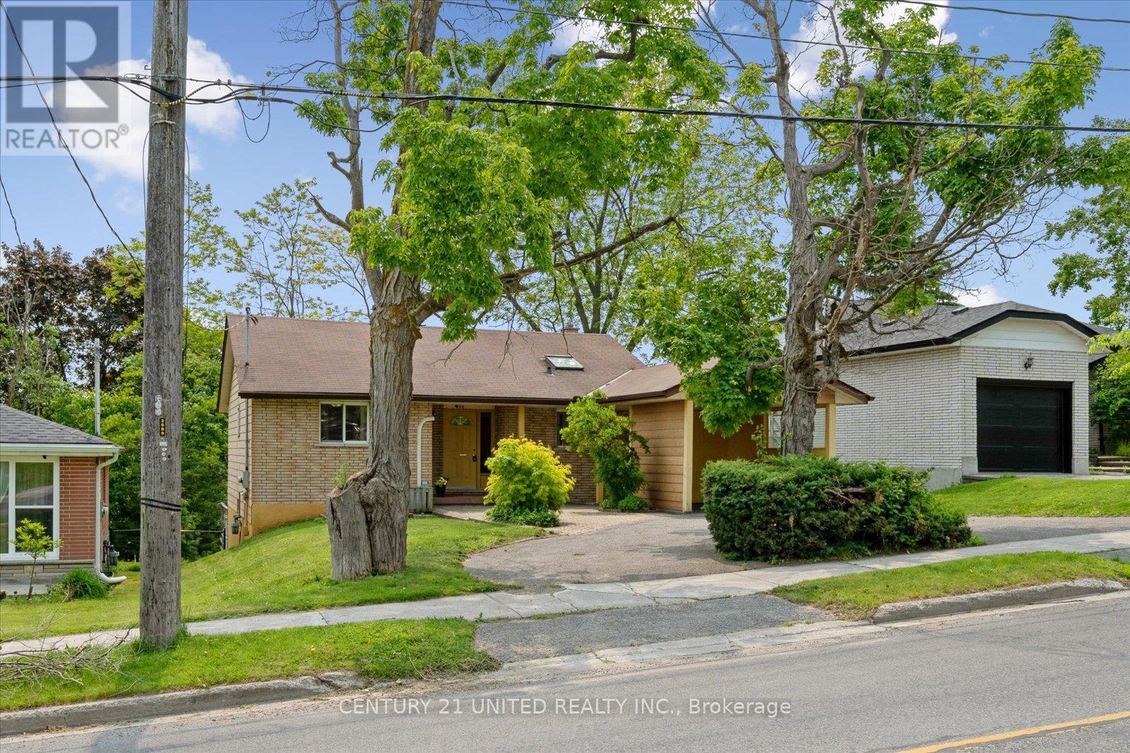 411 Highland Road, Peterborough, Ontario  K9H 5J6 - Photo 3 - X12590398