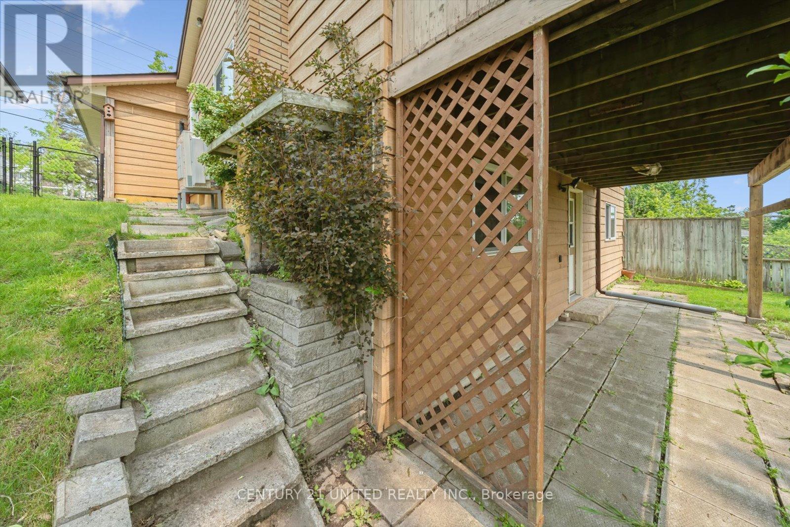 411 Highland Road, Peterborough, Ontario  K9H 5J6 - Photo 47 - X12590398