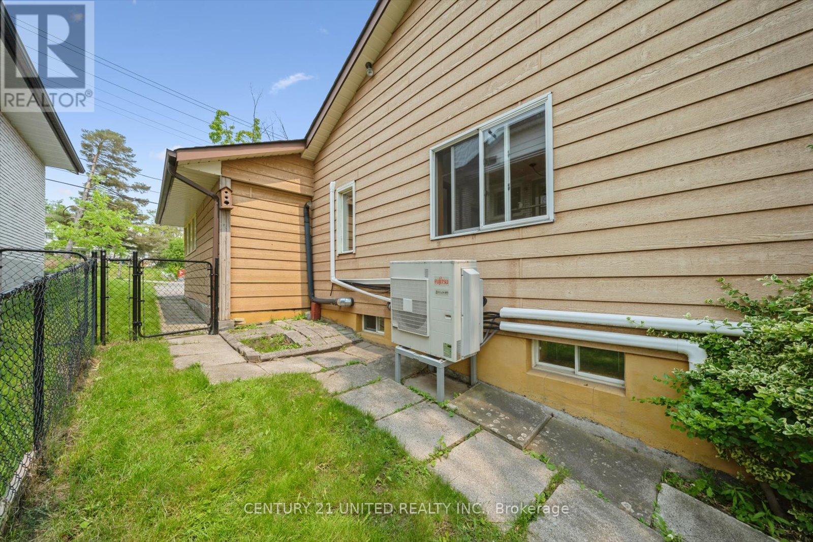411 Highland Road, Peterborough, Ontario  K9H 5J6 - Photo 48 - X12590398
