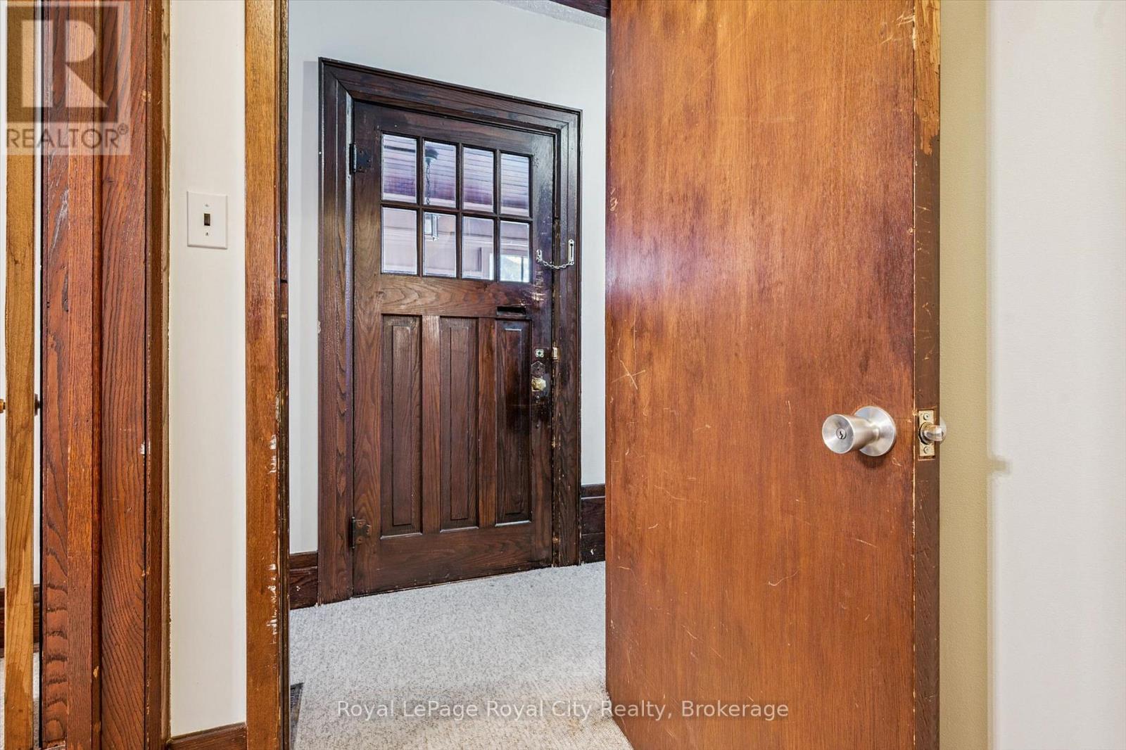 240 Paisley Street, Guelph, Ontario  N1H 2P7 - Photo 10 - X12590302