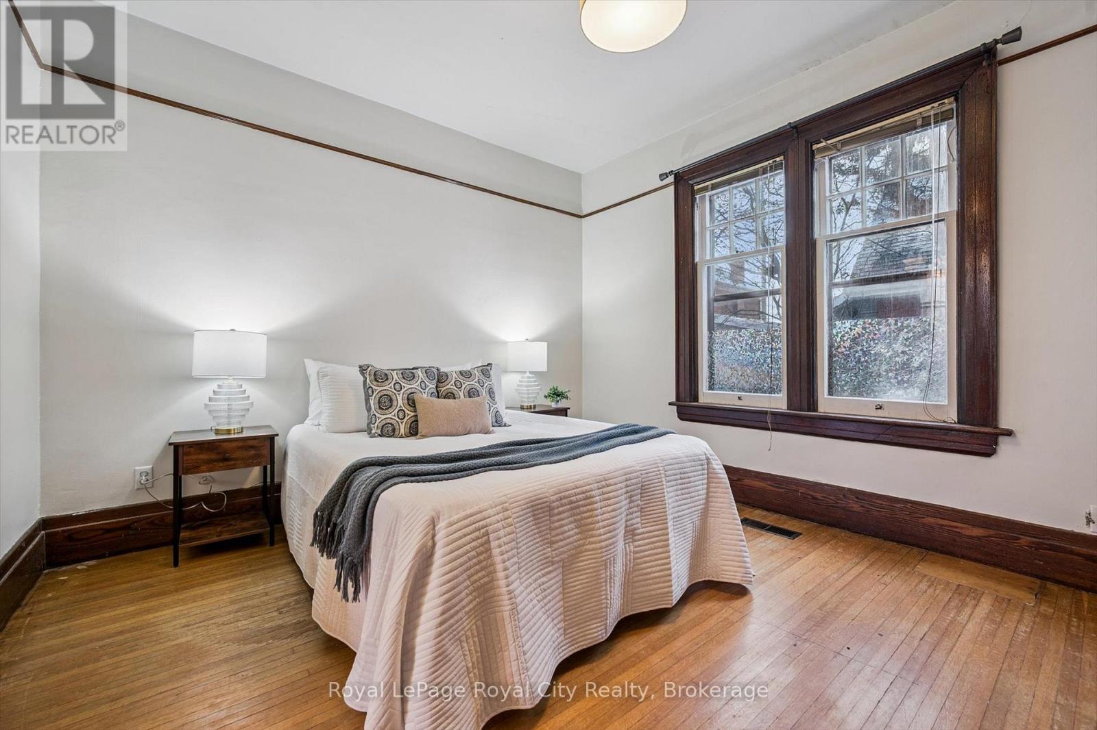 240 Paisley Street, Guelph, Ontario  N1H 2P7 - Photo 14 - X12590302