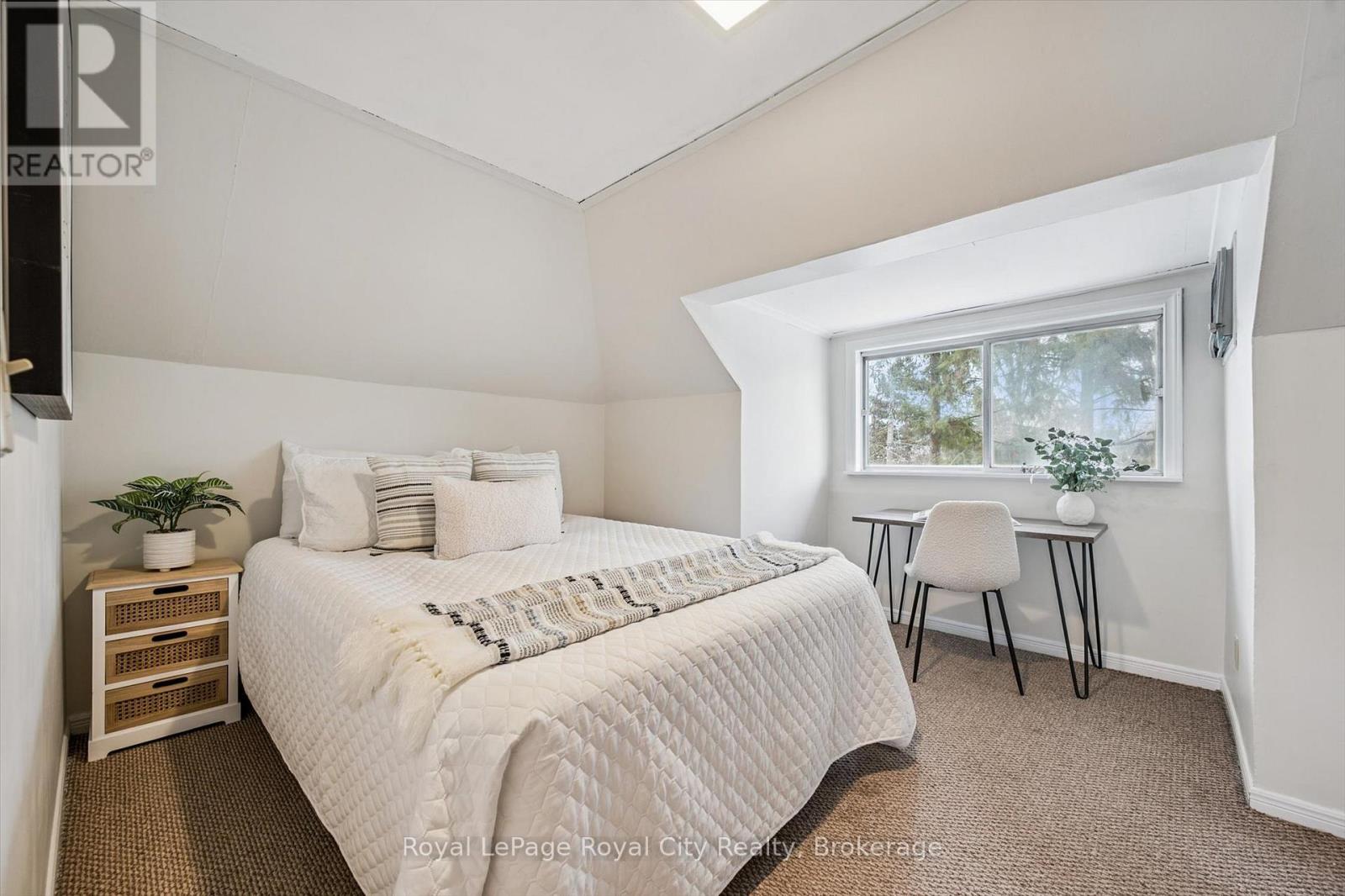 240 Paisley Street, Guelph, Ontario  N1H 2P7 - Photo 33 - X12590302