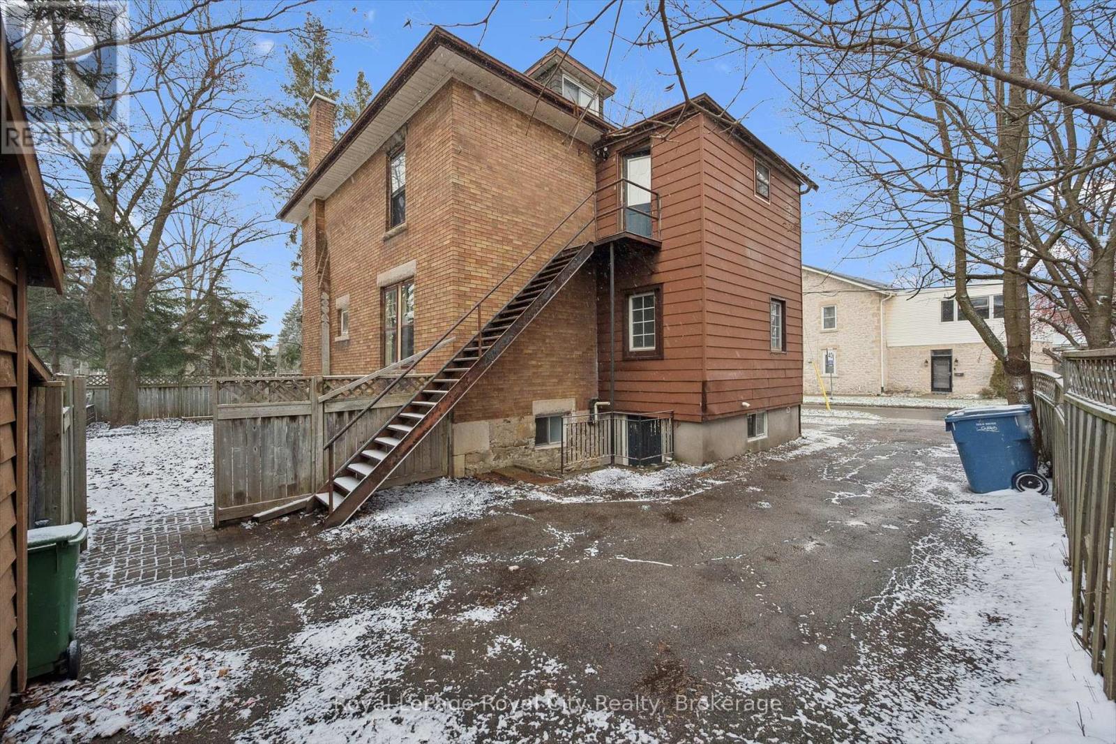 240 Paisley Street, Guelph, Ontario  N1H 2P7 - Photo 39 - X12590302