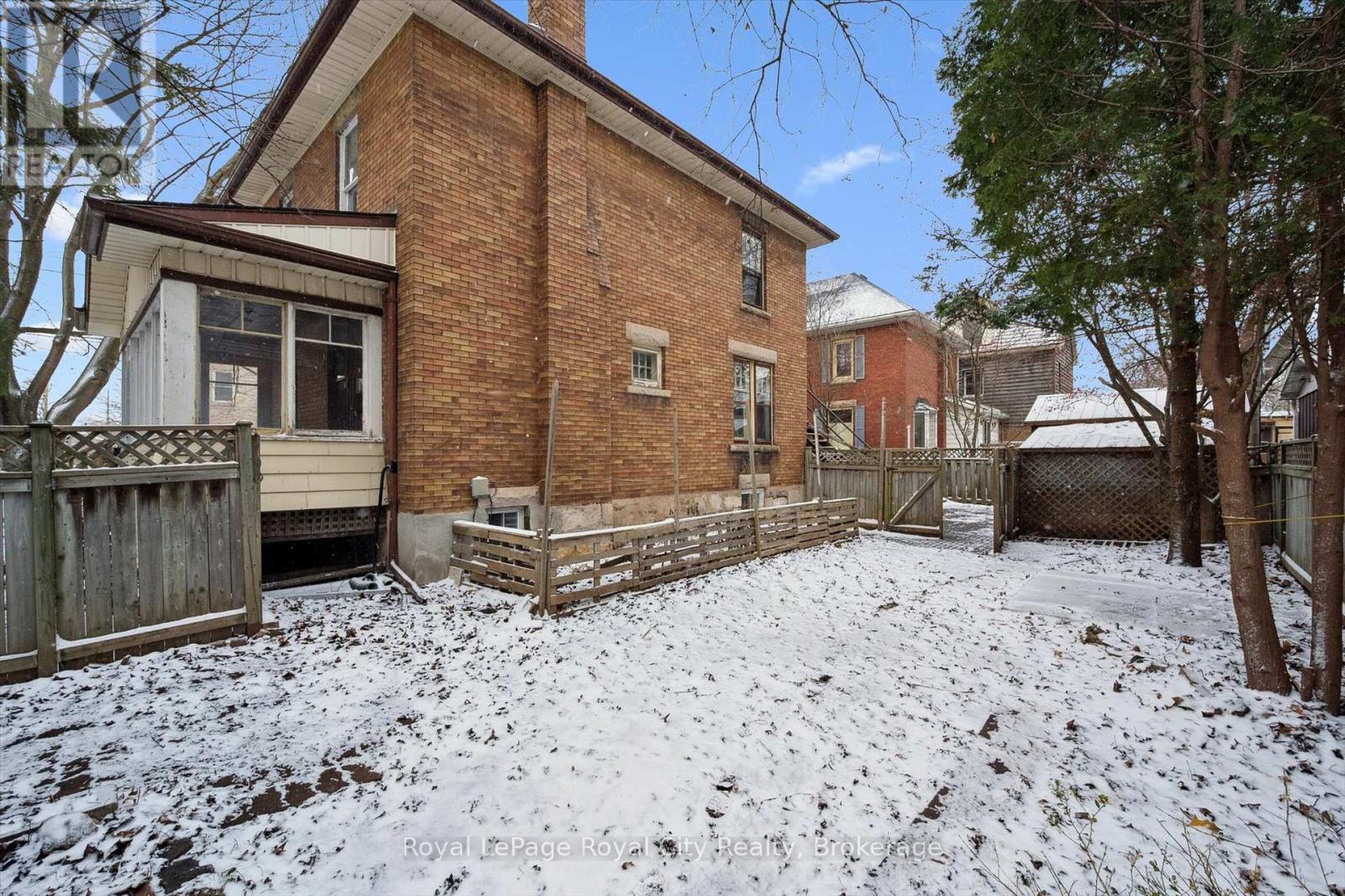 240 Paisley Street, Guelph, Ontario  N1H 2P7 - Photo 41 - X12590302