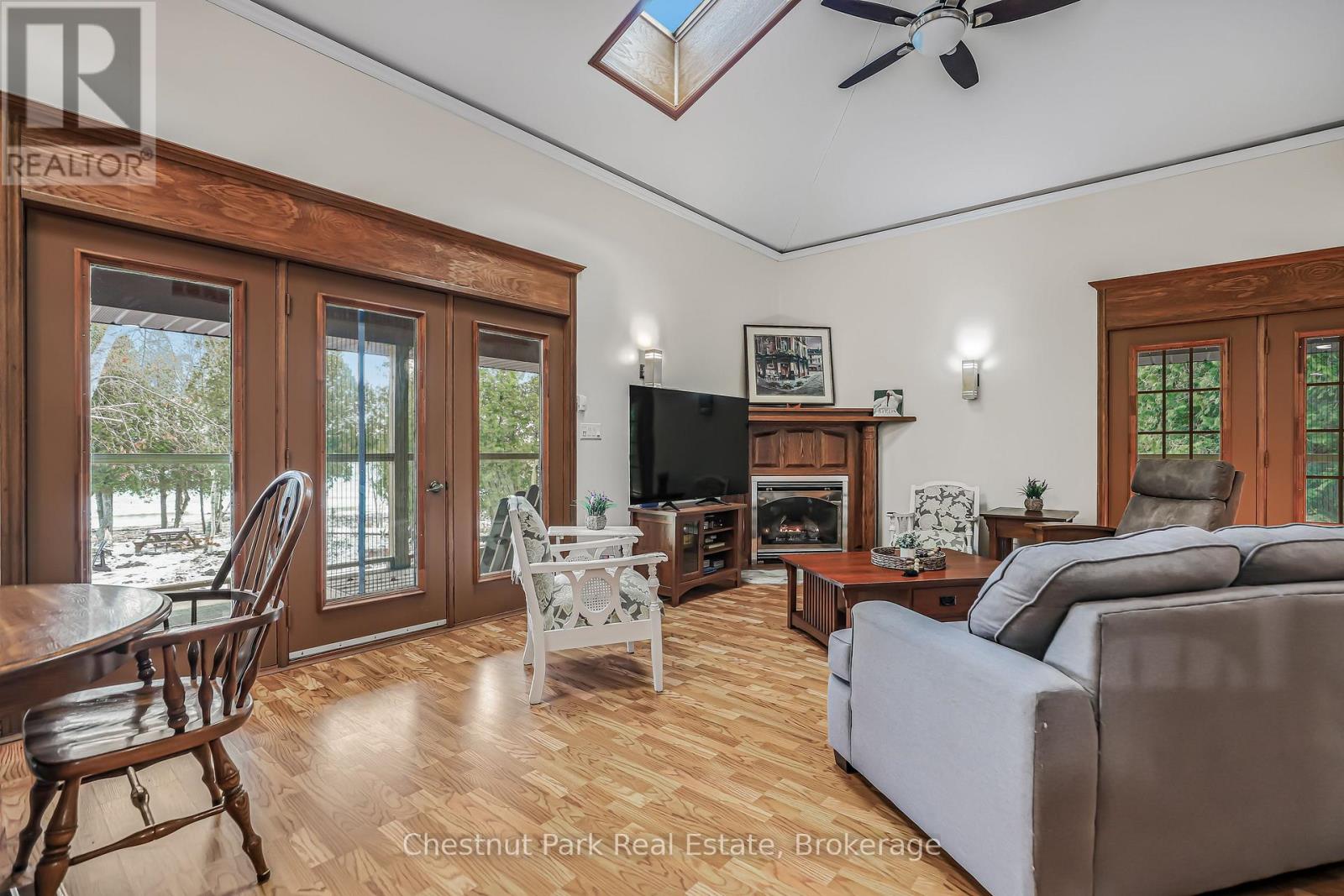 137 Pine Tree Harbour Road, Northern Bruce Peninsula, Ontario N0H 1Z0 - Photo 22 - X12590310