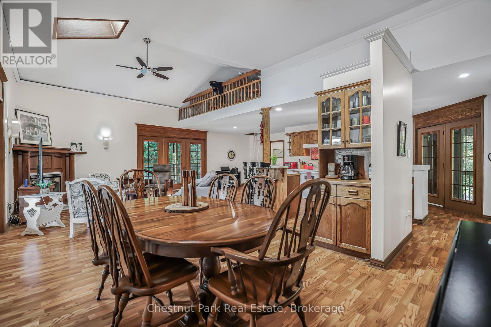 137 Pine Tree Harbour Road, Northern Bruce Peninsula, Ontario N0H 1Z0 - Photo 24 - X12590310