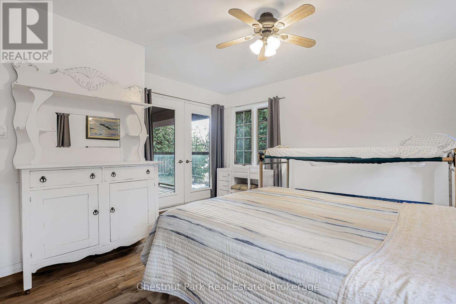 137 Pine Tree Harbour Road, Northern Bruce Peninsula, Ontario N0H 1Z0 - Photo 33 - X12590310