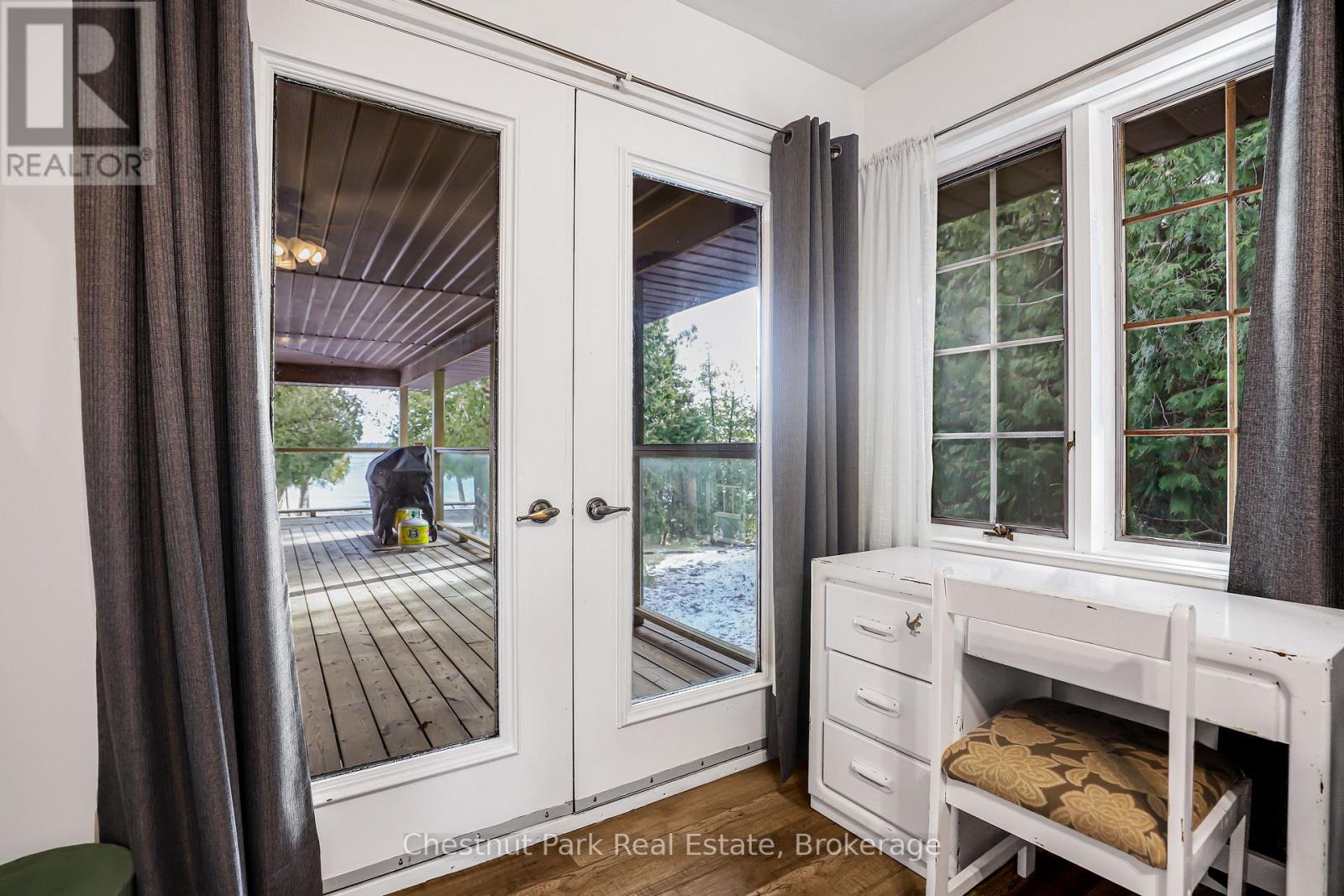 137 Pine Tree Harbour Road, Northern Bruce Peninsula, Ontario N0H 1Z0 - Photo 34 - X12590310