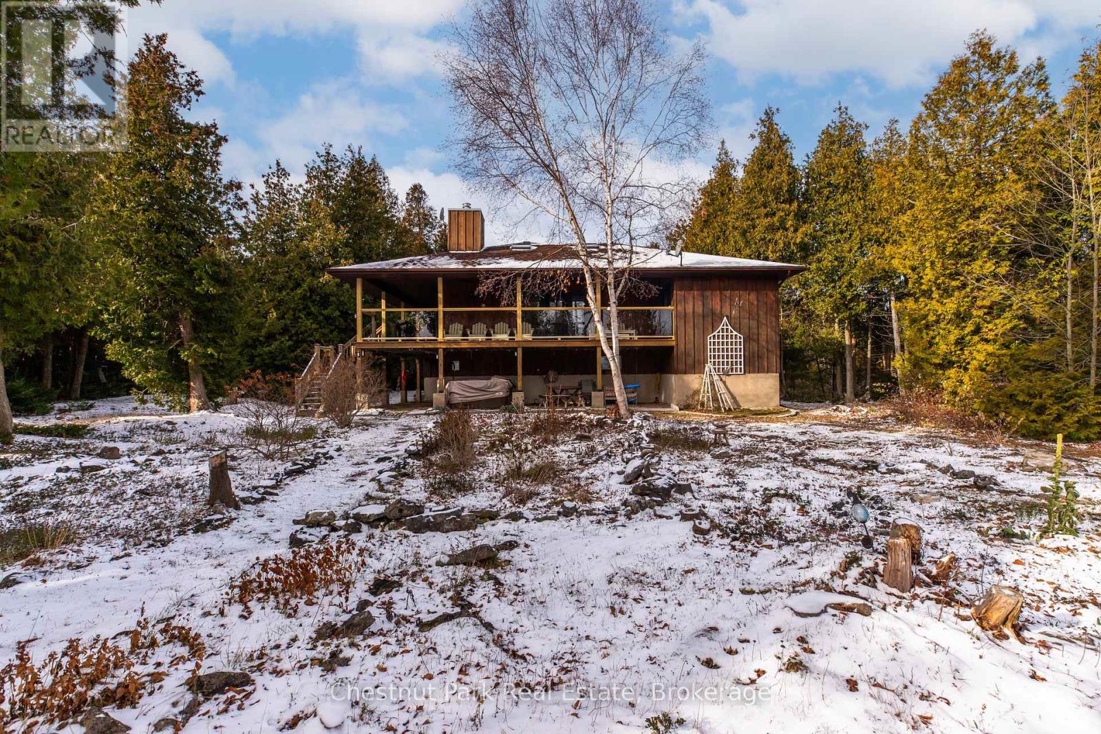 137 Pine Tree Harbour Road, Northern Bruce Peninsula, Ontario N0H 1Z0 - Photo 8 - X12590310