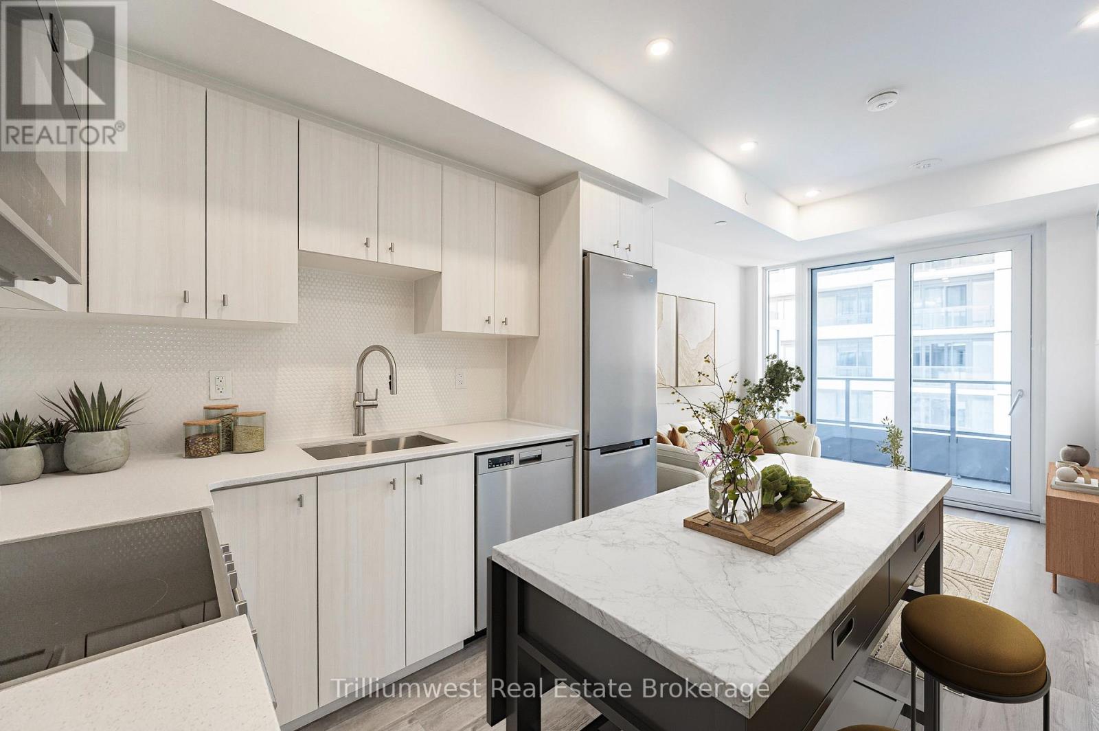 1601 - 15 Wellington Street S, Kitchener, Ontario  N2G 0E4 - Photo 12 - X12590344