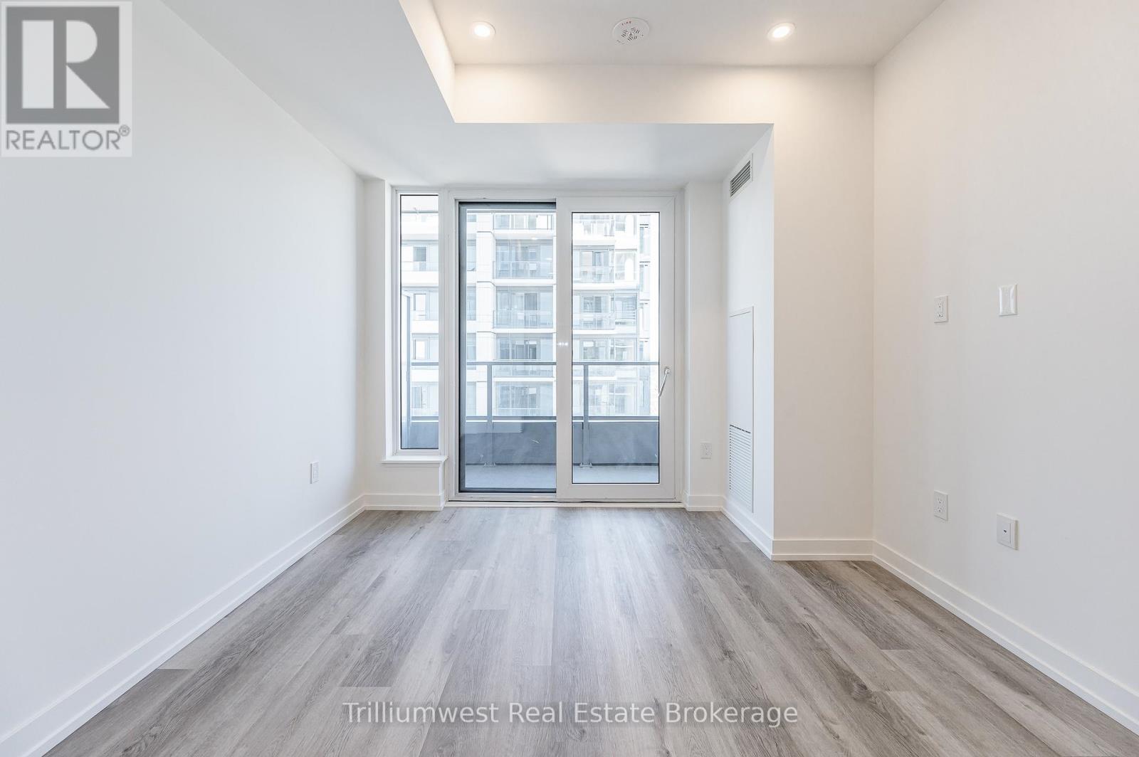 1601 - 15 Wellington Street S, Kitchener, Ontario  N2G 0E4 - Photo 16 - X12590344