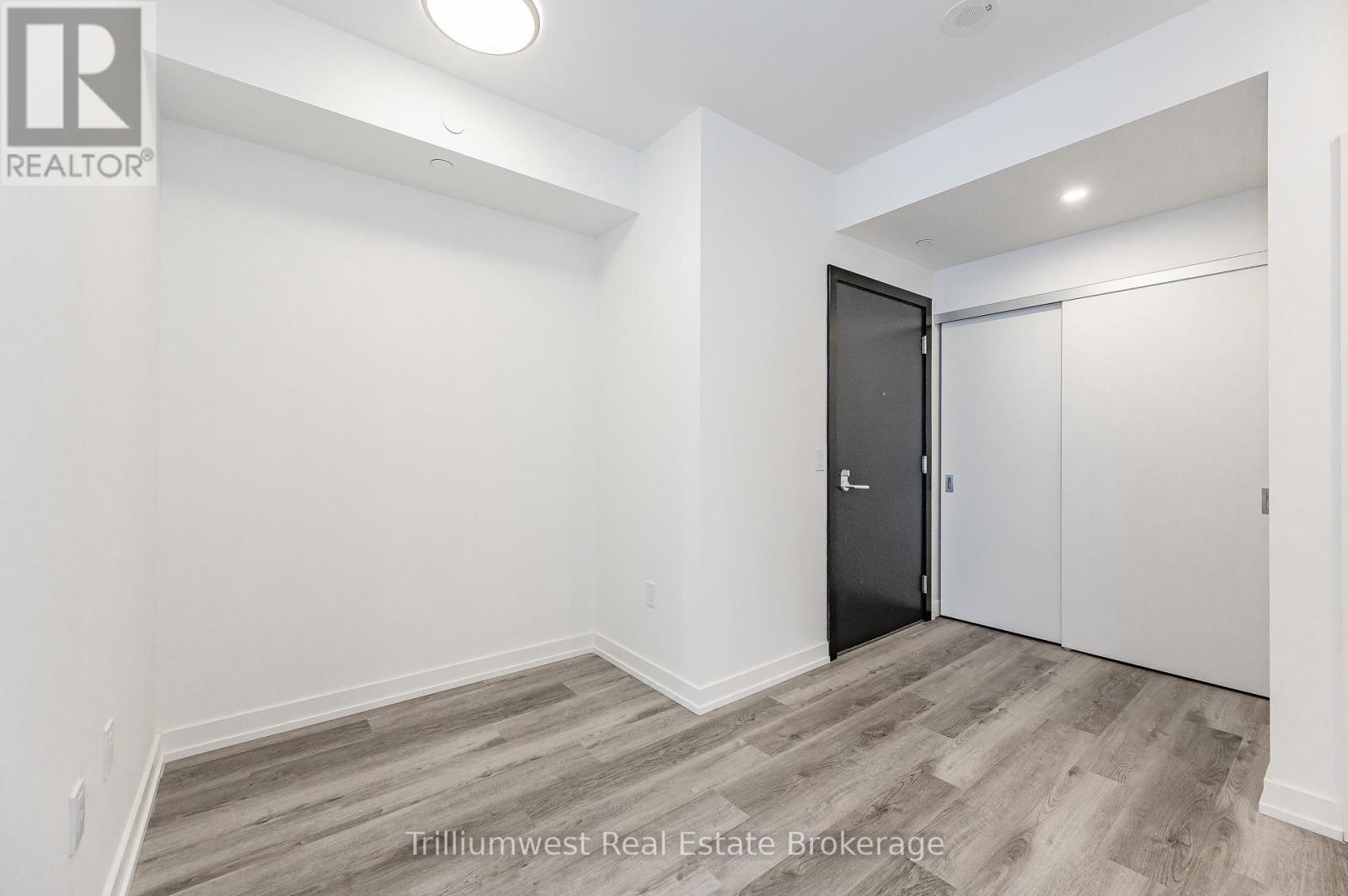 1601 - 15 Wellington Street S, Kitchener, Ontario  N2G 0E4 - Photo 27 - X12590344