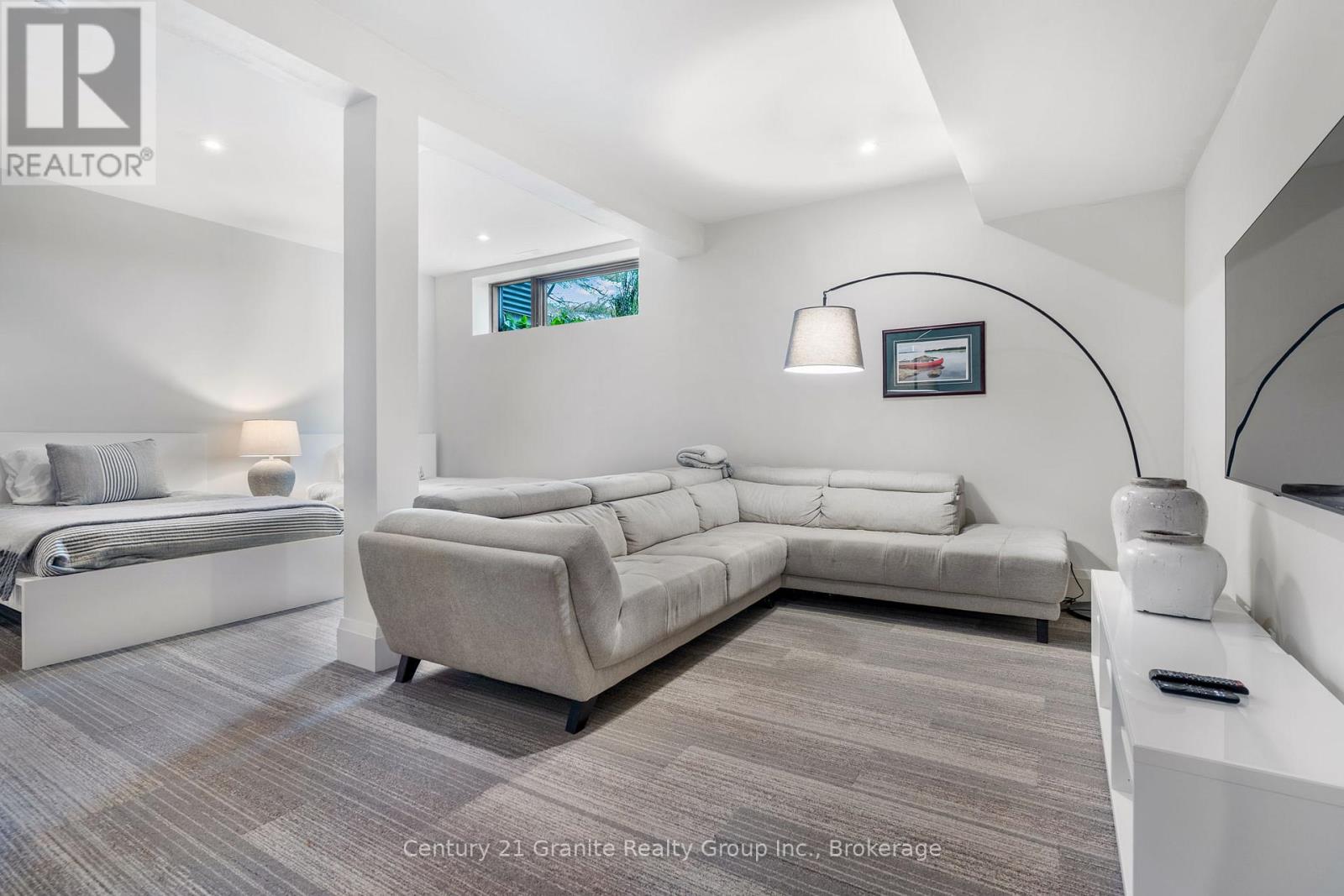 1085 Grace Road, Minden Hills, Ontario  K0M 2K0 - Photo 24 - X12590416